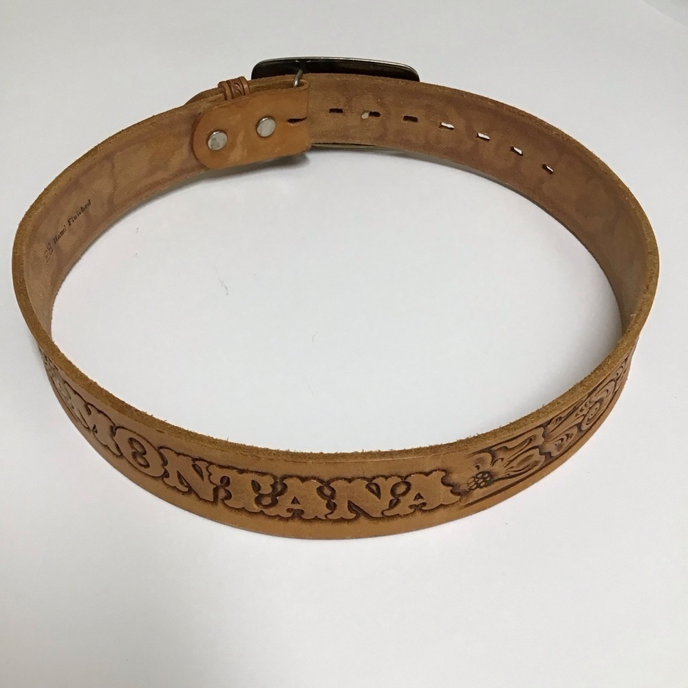 Montana Leather Belt SZ 28 Tooled Tan Western Wagon Buckle Kalispell MT Vintage - Picture 3 of 16